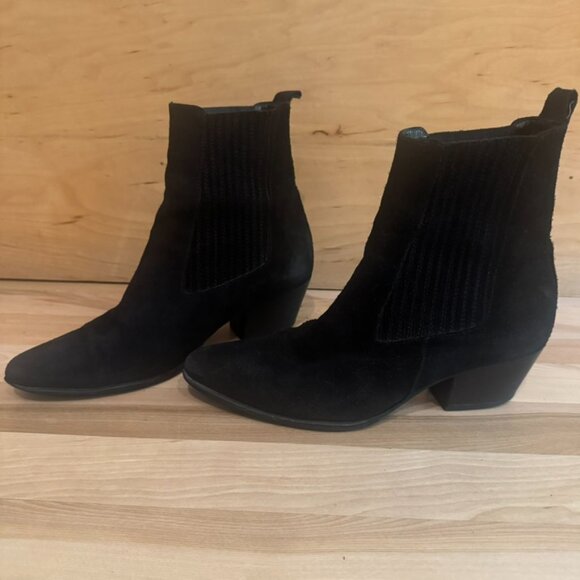 🖤 Sandro Black Suede Ankle Boots – Size 37 (US 6.5–7) – Minimal & Chic - Picture 5 of 8